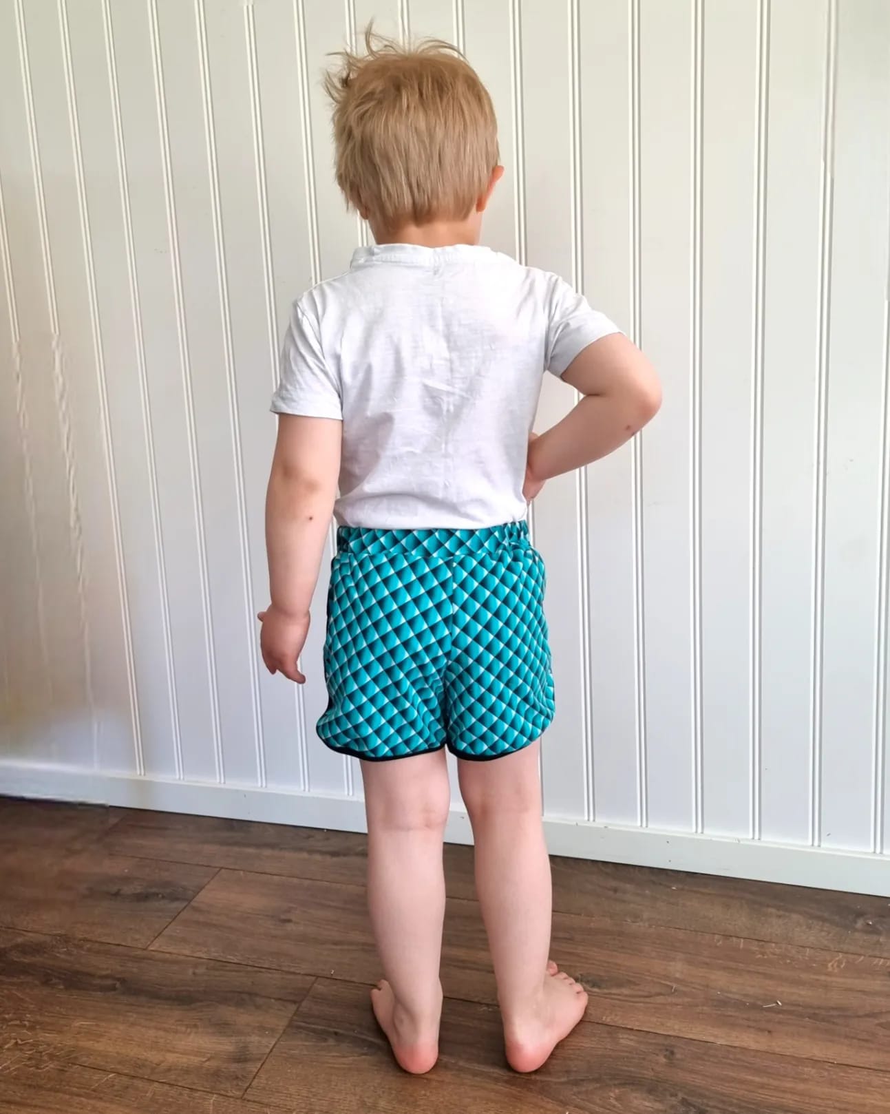 Run Around Shorts Strl 86-164 Pappersmönster