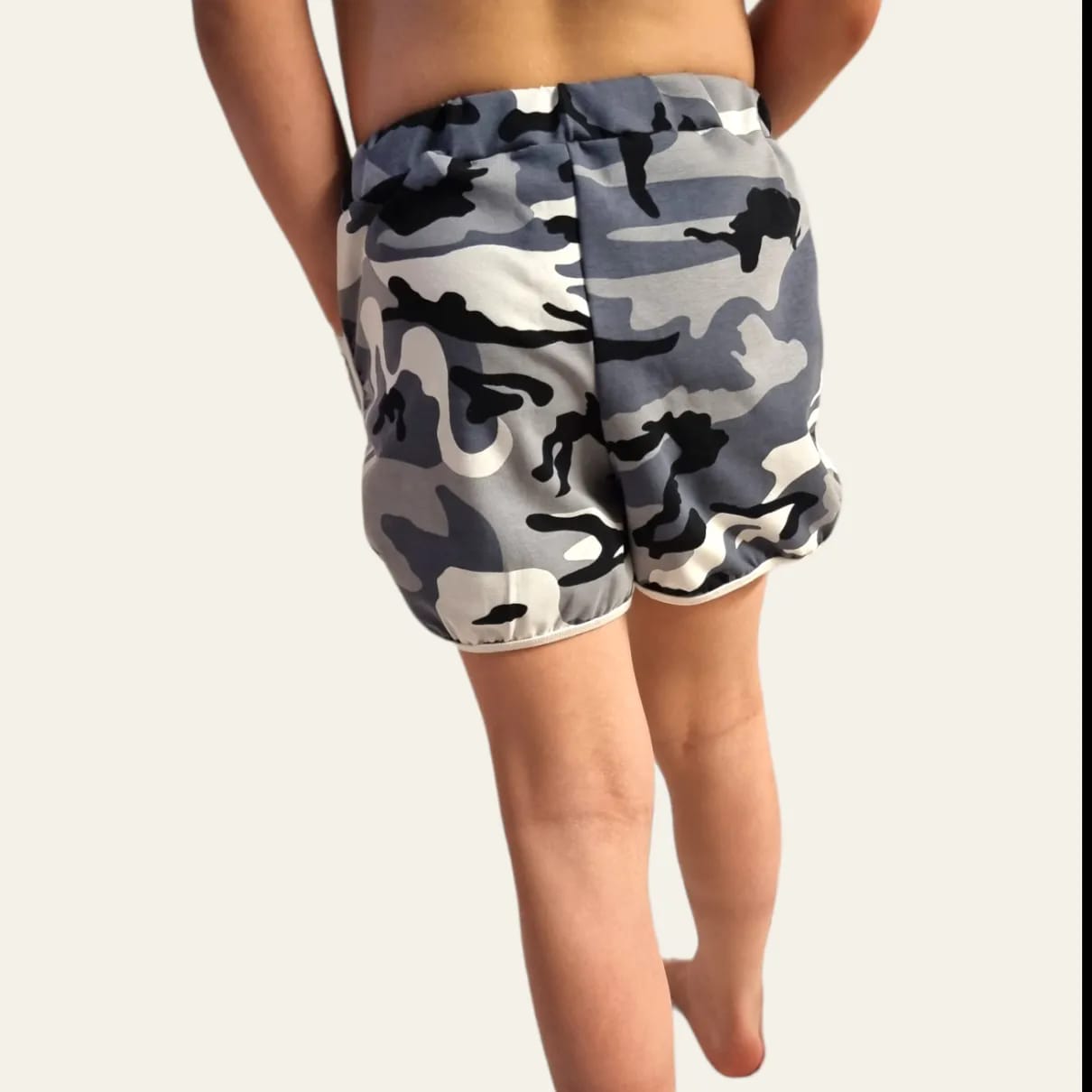 Run Around Shorts Strl 86-164 Pappersmönster