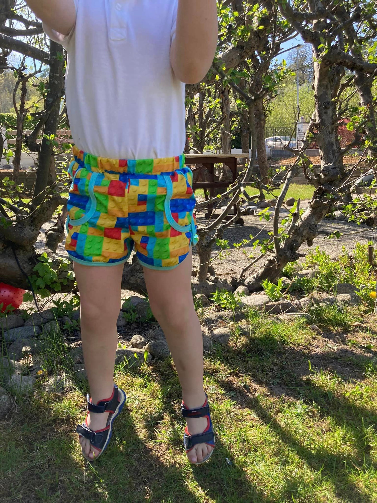 Run Around Shorts Strl 86-164 Pappersmönster