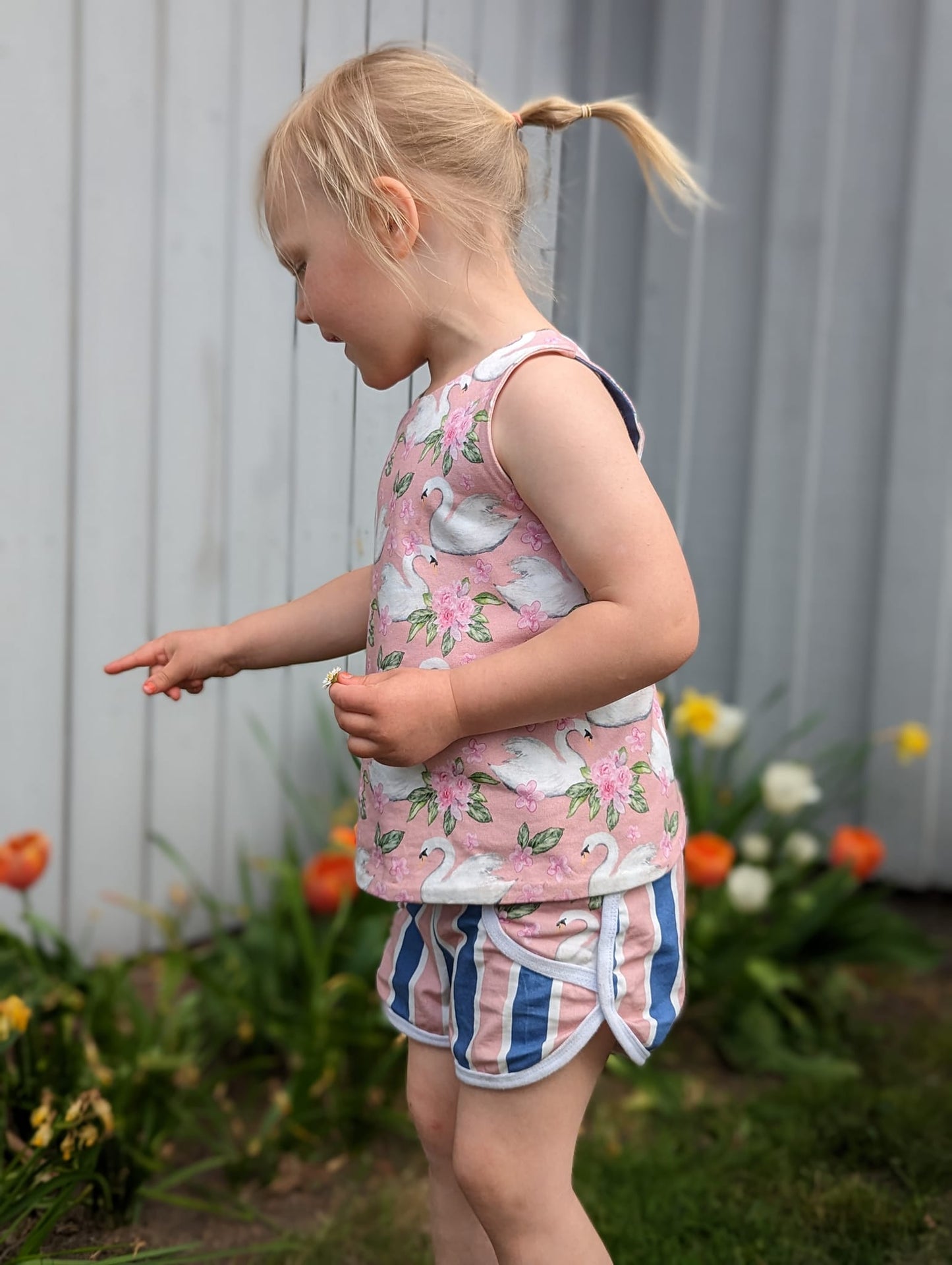 Run Around Shorts Strl 86-164 Pappersmönster