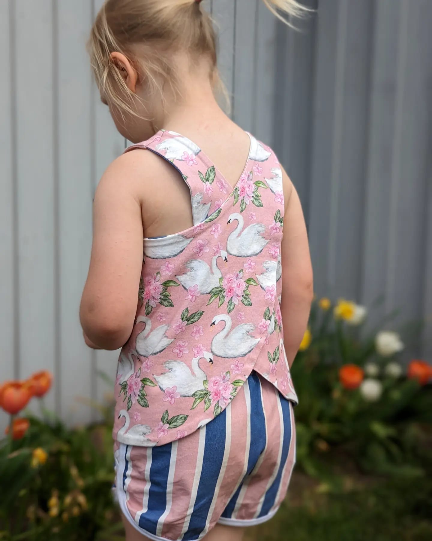 Run Around Shorts Strl 86-164 Pappersmönster