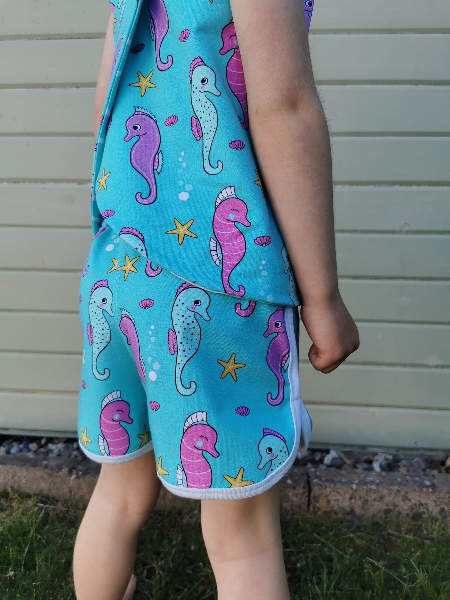 Run Around Shorts Strl 86-164 Pappersmönster