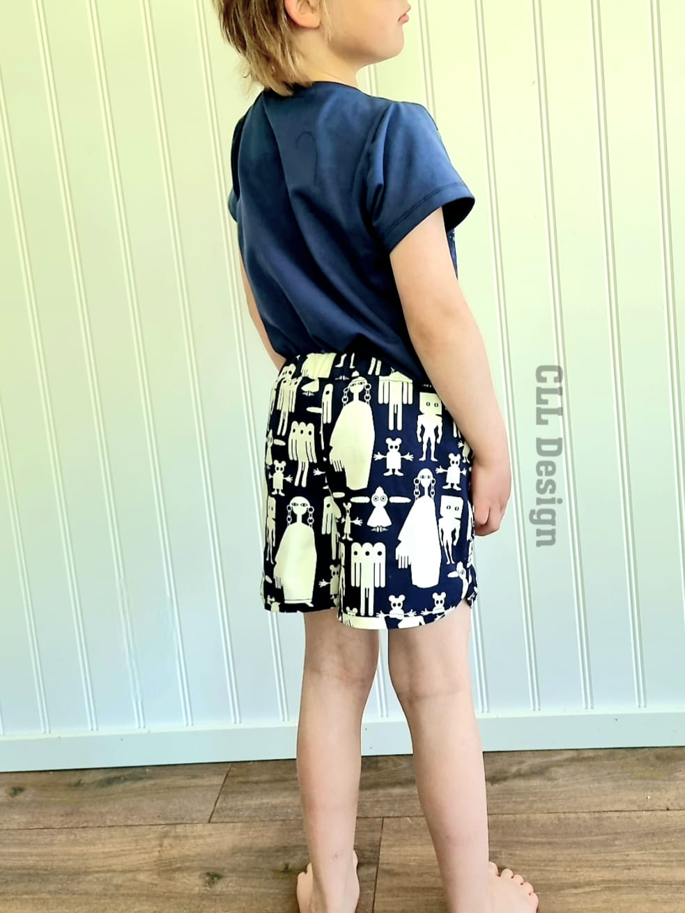 Run Around Shorts Strl 86-164 Pappersmönster
