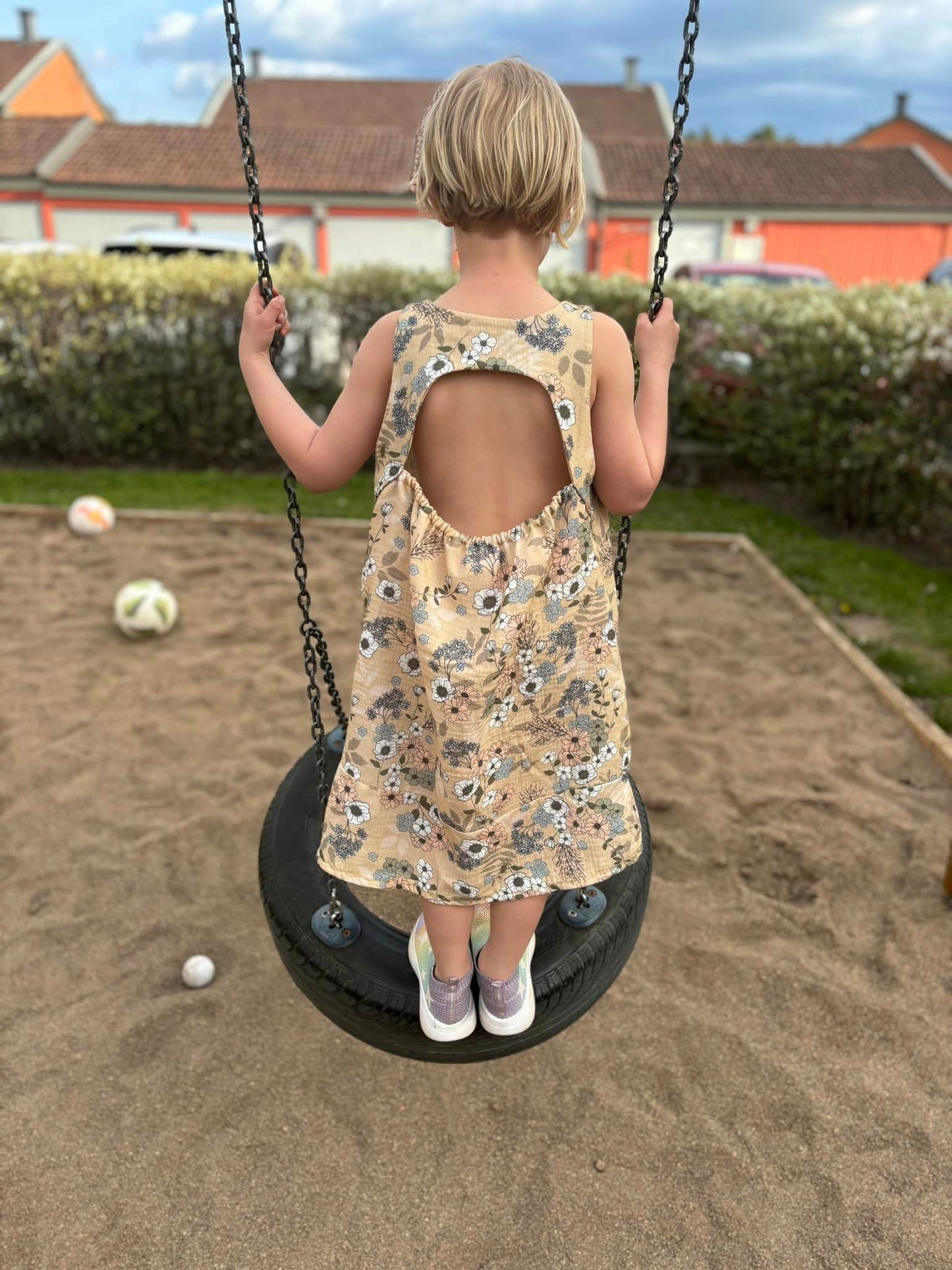 Graduation Dress Strl 92-170 PDF-mönster