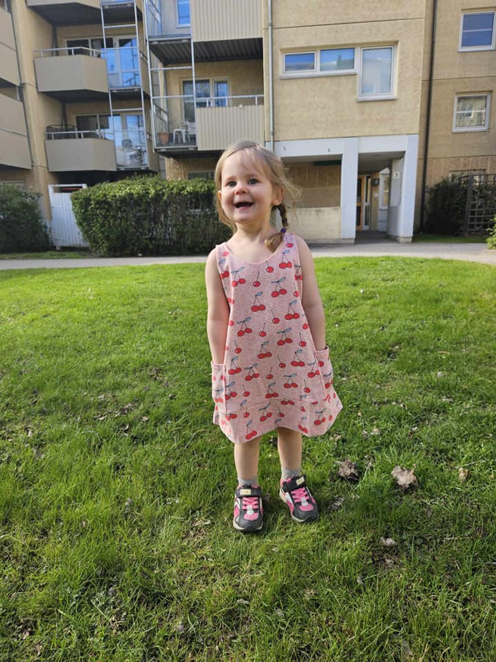 Graduation Dress Strl 92-170 PDF-mönster