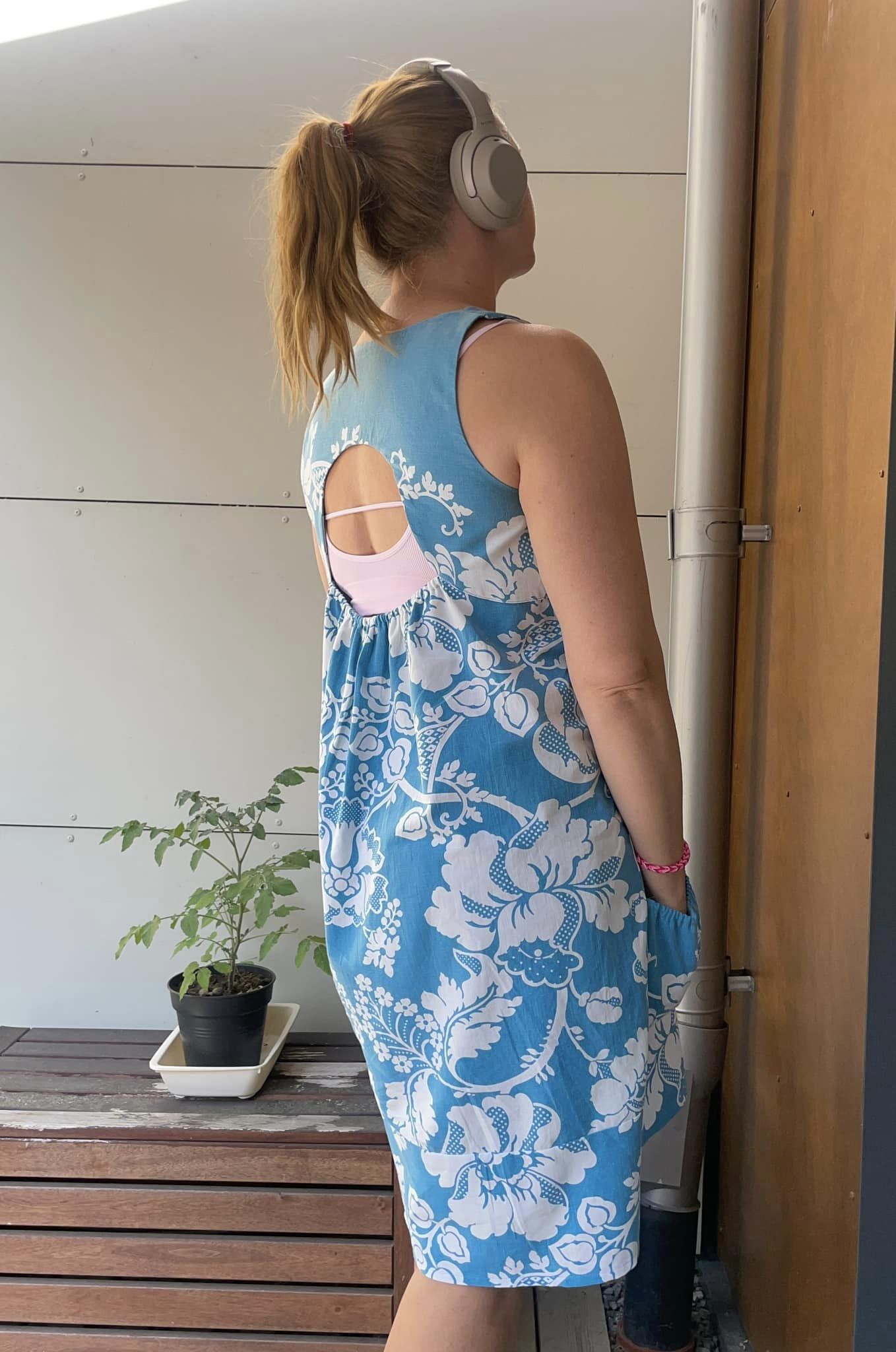 Graduation Dress Adult Strl 34-56 Pappersmönster