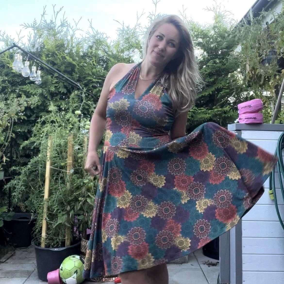 Halternation Top & Dress Strl 34-56 Pappersmönster
