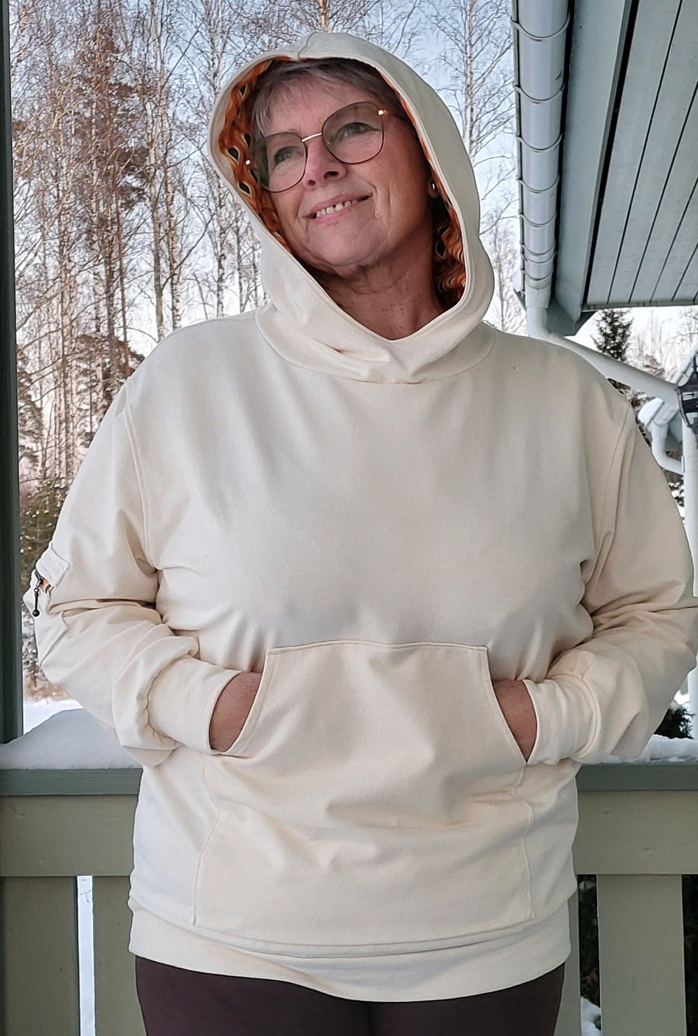 Everyday Unisex Hoodie Strl 2XS-4XL Pappersmönster