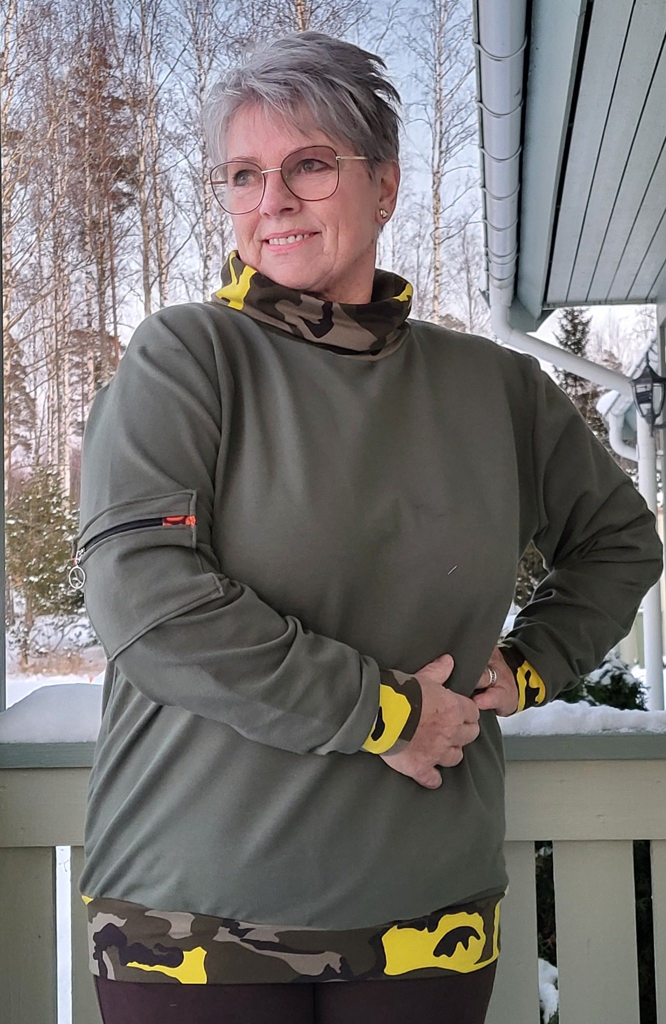 Everyday Unisex Hoodie Strl 2XS-4XL Pappersmönster