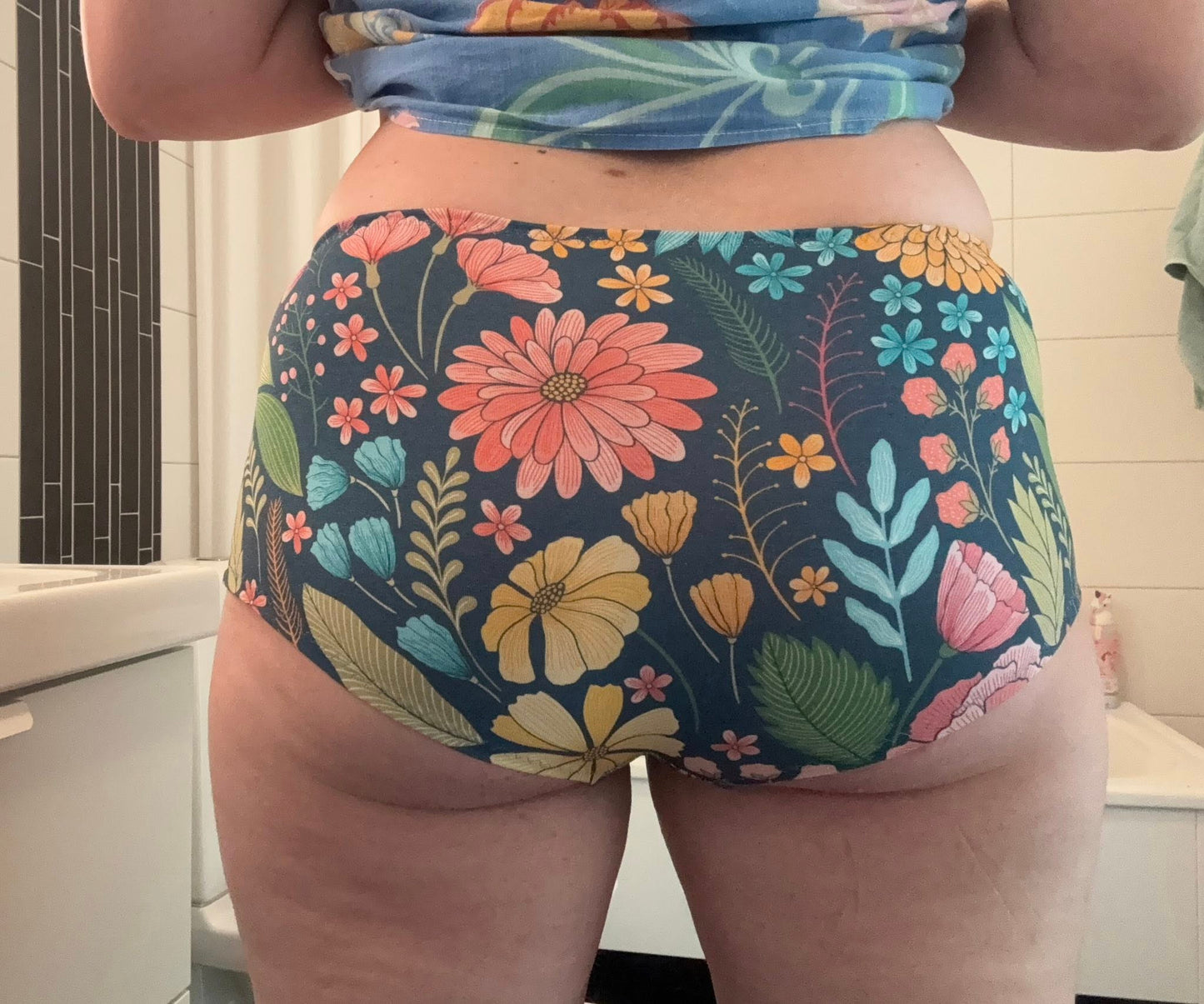 Wunderbara Undies Strl 2XS-4XL Pappersmönster FÖRHANDSBOKNING