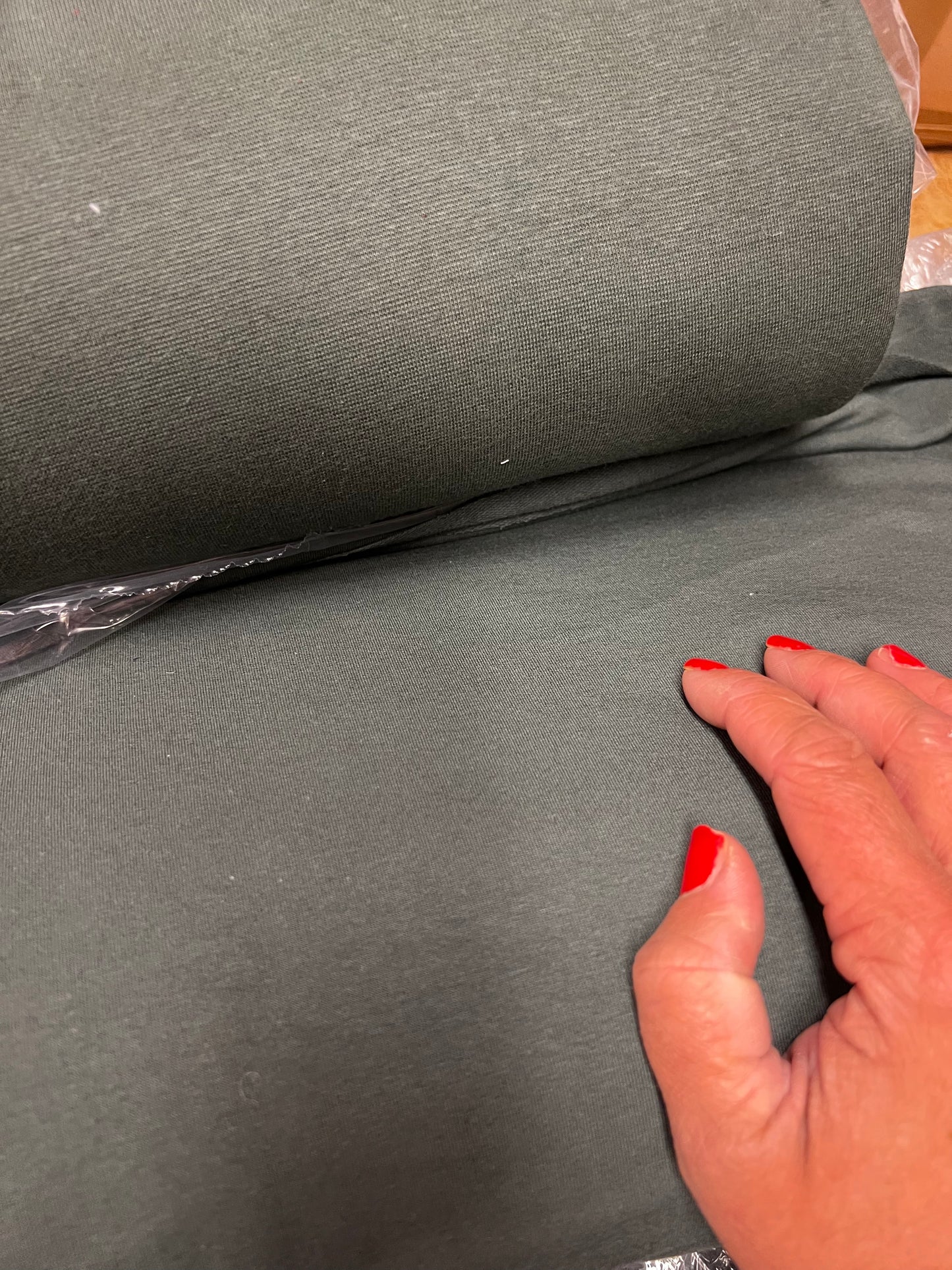 Öglad jogging Dark Olive