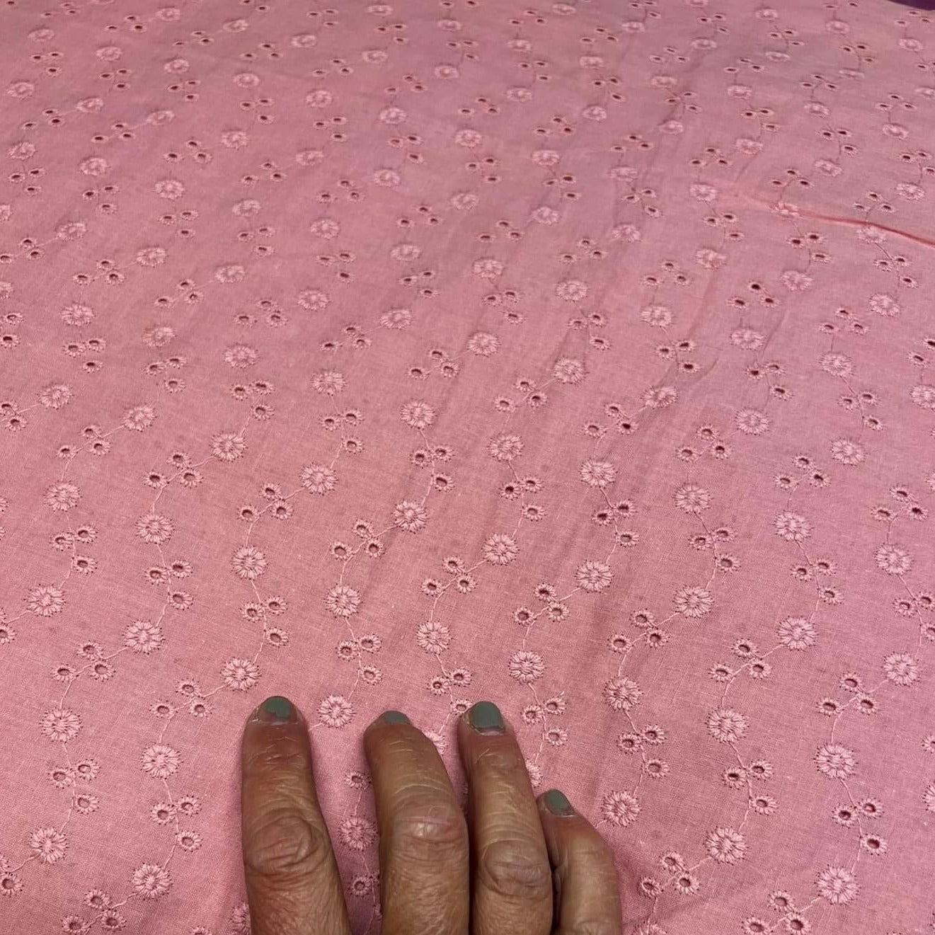 Broderi Anglaise Mindre Blommor Bridal Rose