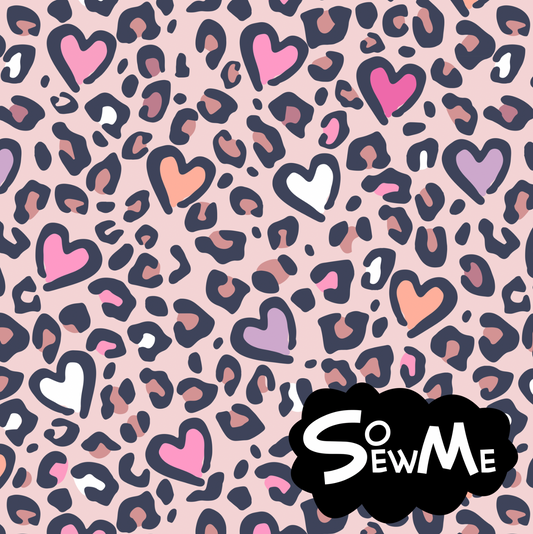 Leopard Hearts Pink TRYCKS PÅ BESTÄLLNING