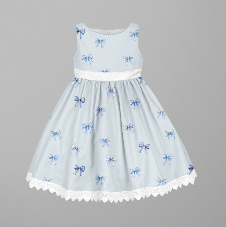 Bows Blue TRYCKS PÅ BESTÄLLNING AUG/SEPT 2025