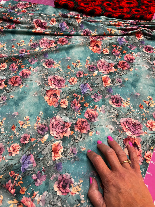 Rosor på Tealbotten Viscosejersey