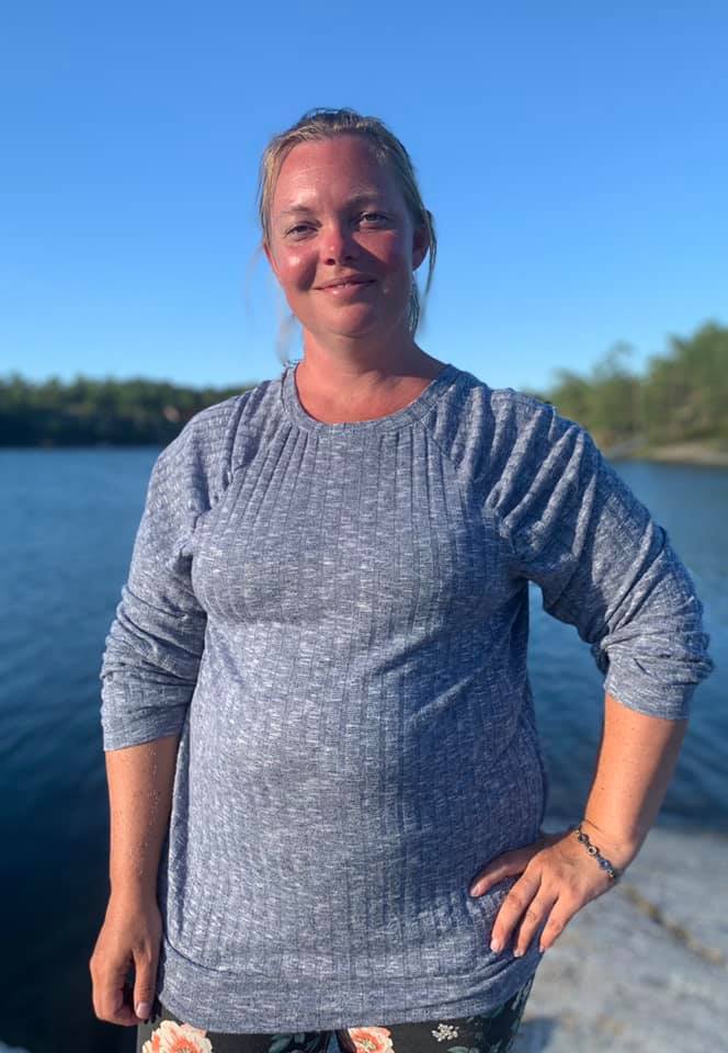 The Shoulder Shirt Strl 34-56 Pappersmönster
