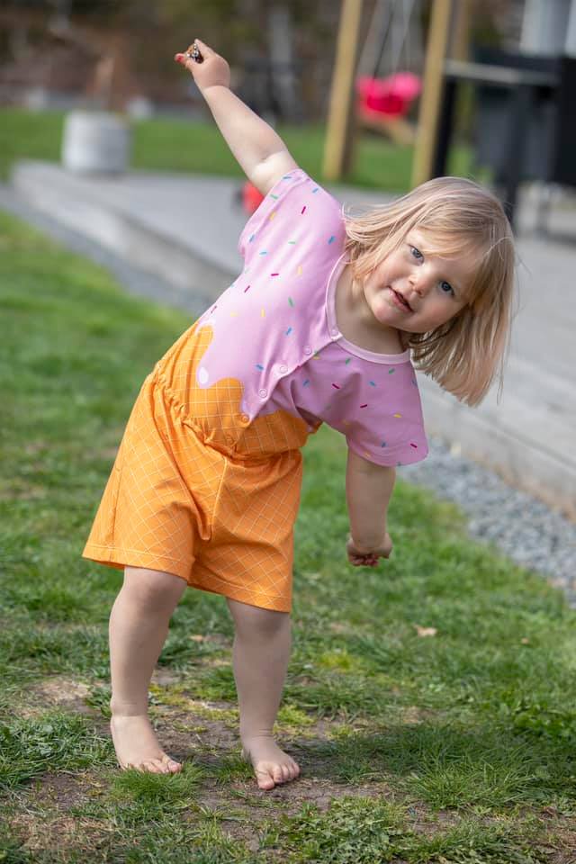 Lilla E Cutie Jumpsuit Strl 92-164 PDF-mönster