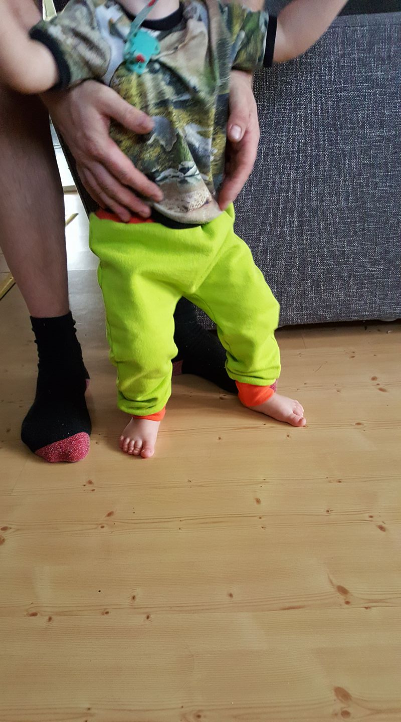 Juggling Joggers Strl 56-140 Pappersmönster