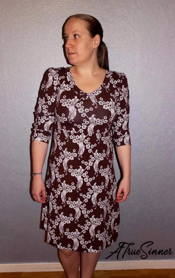 Power Sleeve Dress Strl 34-56 Pappersmönster