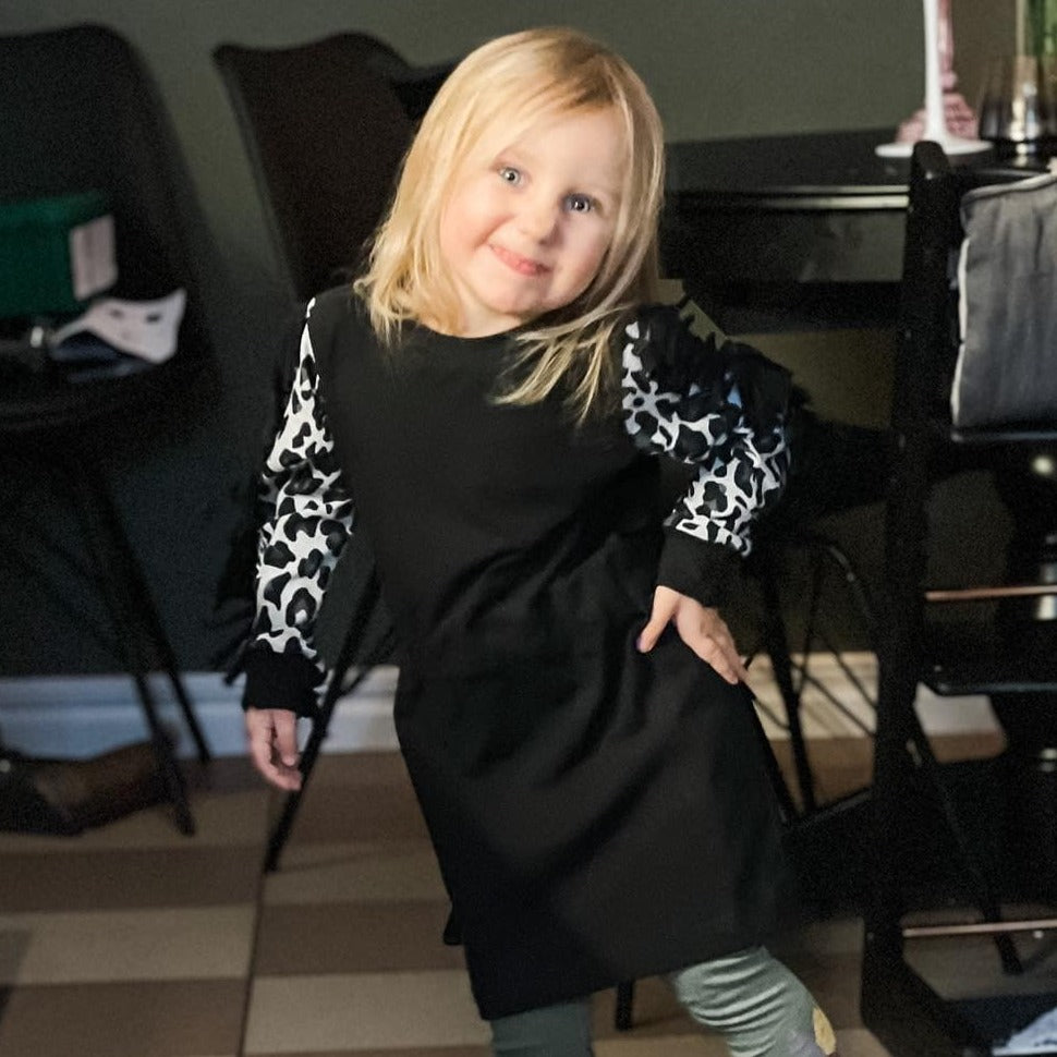 Fab Fringe Dress Strl 68-170 PDF-mönster