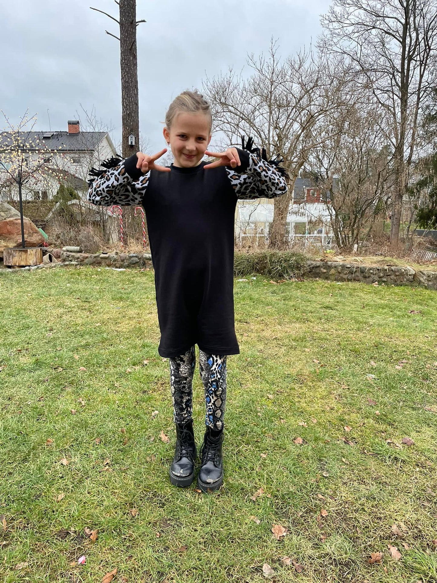 Fab Fringe Dress Strl 68-170 PDF-mönster