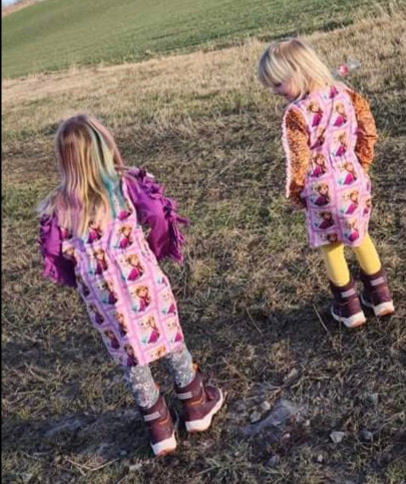 Fab Fringe Dress Strl 68-170 PDF-mönster