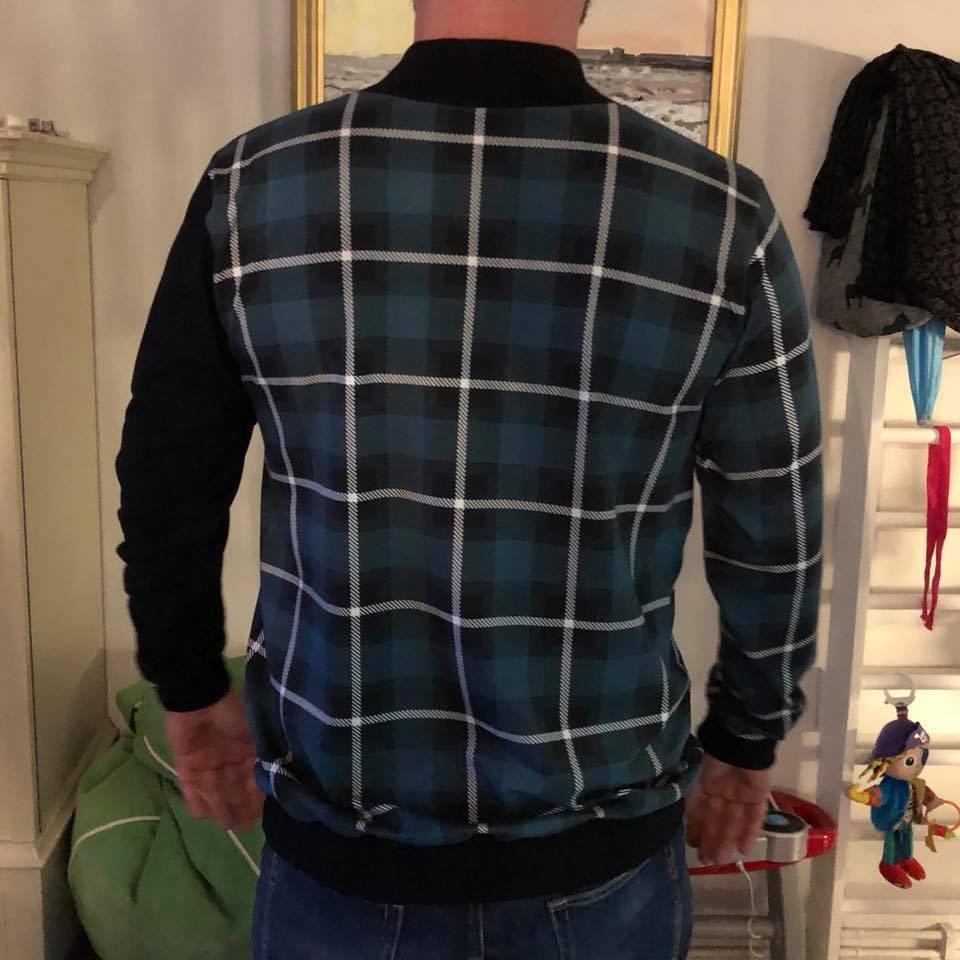 Rockin Roller strl XXXS-XXXXL Pappersmönster