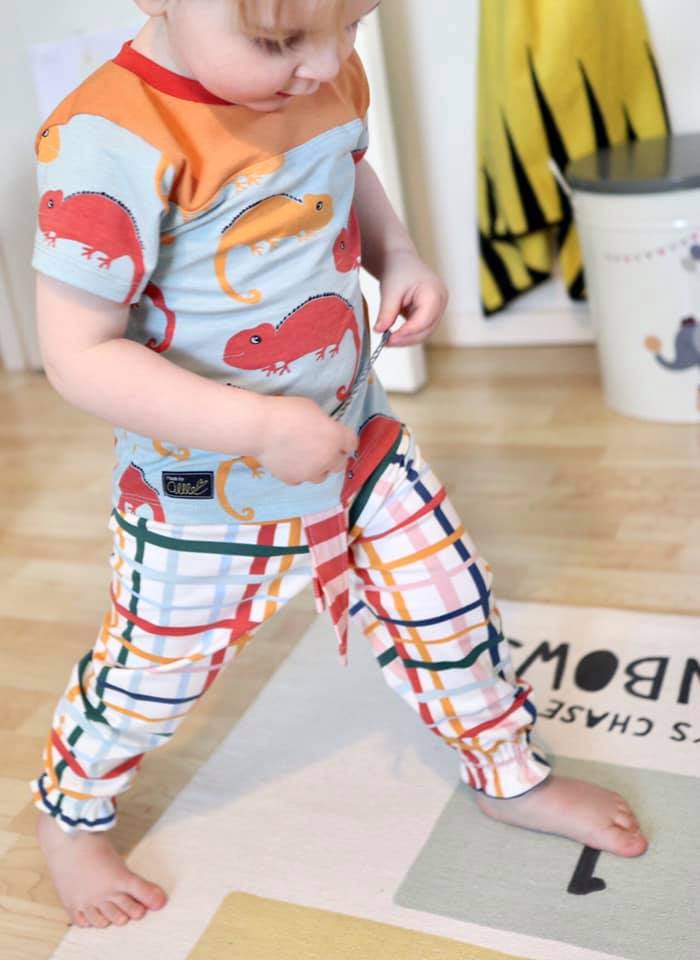 Ruffle Pants Strl 56-152 PDF-mönster