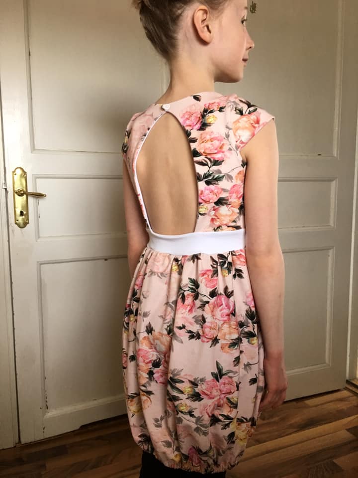 Blueberry Bell Dress Strl 80-164 PDF-mönster