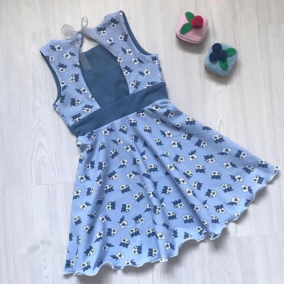 Blueberry Bell Dress Strl 80-164 Pappersmönster