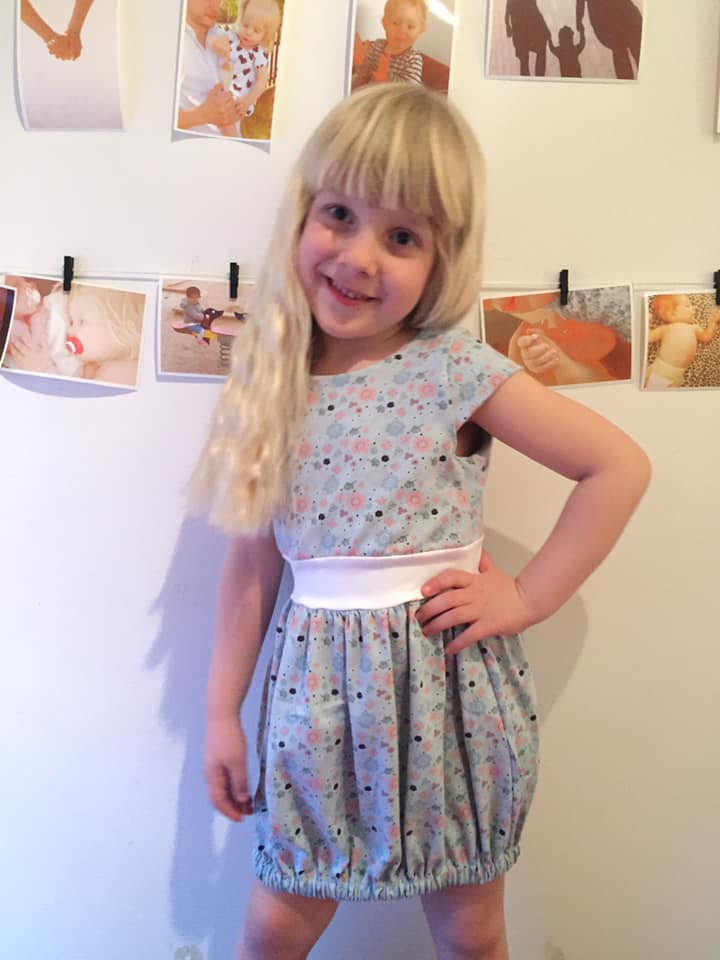 Blueberry Bell Dress Strl 80-164 Pappersmönster