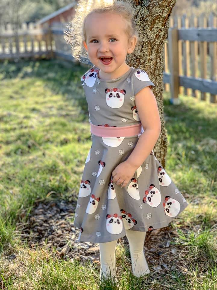 Blueberry Bell Dress Strl 80-164 Pappersmönster