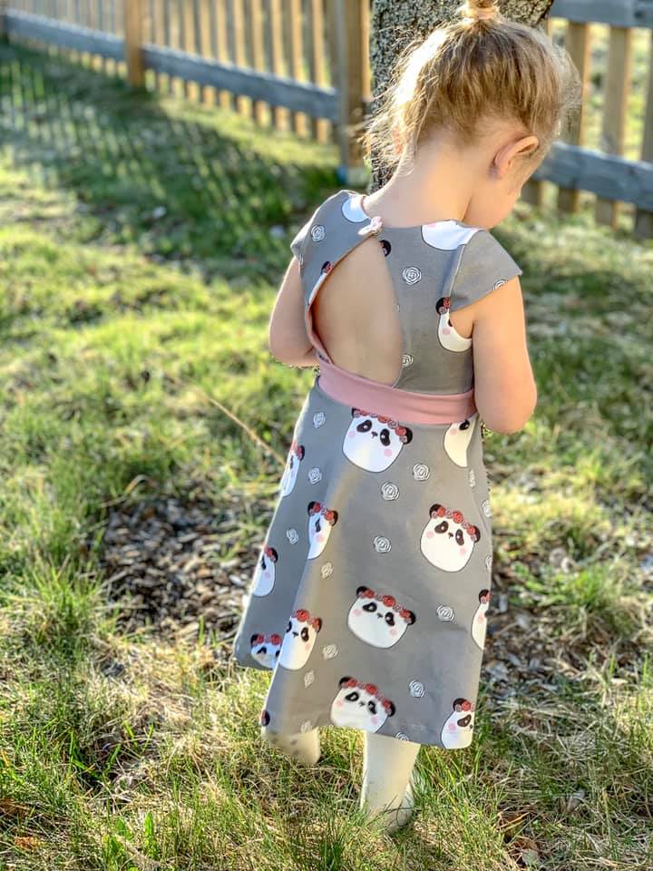 Blueberry Bell Dress Strl 80-164 Pappersmönster