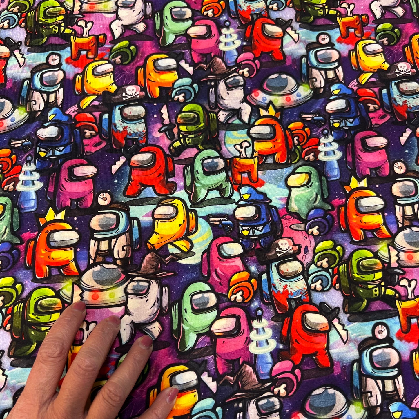 Among Us Öglad Jogging/French Terry