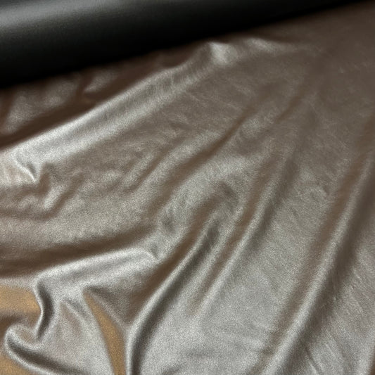 Stickad stretchläderlook Java Brown