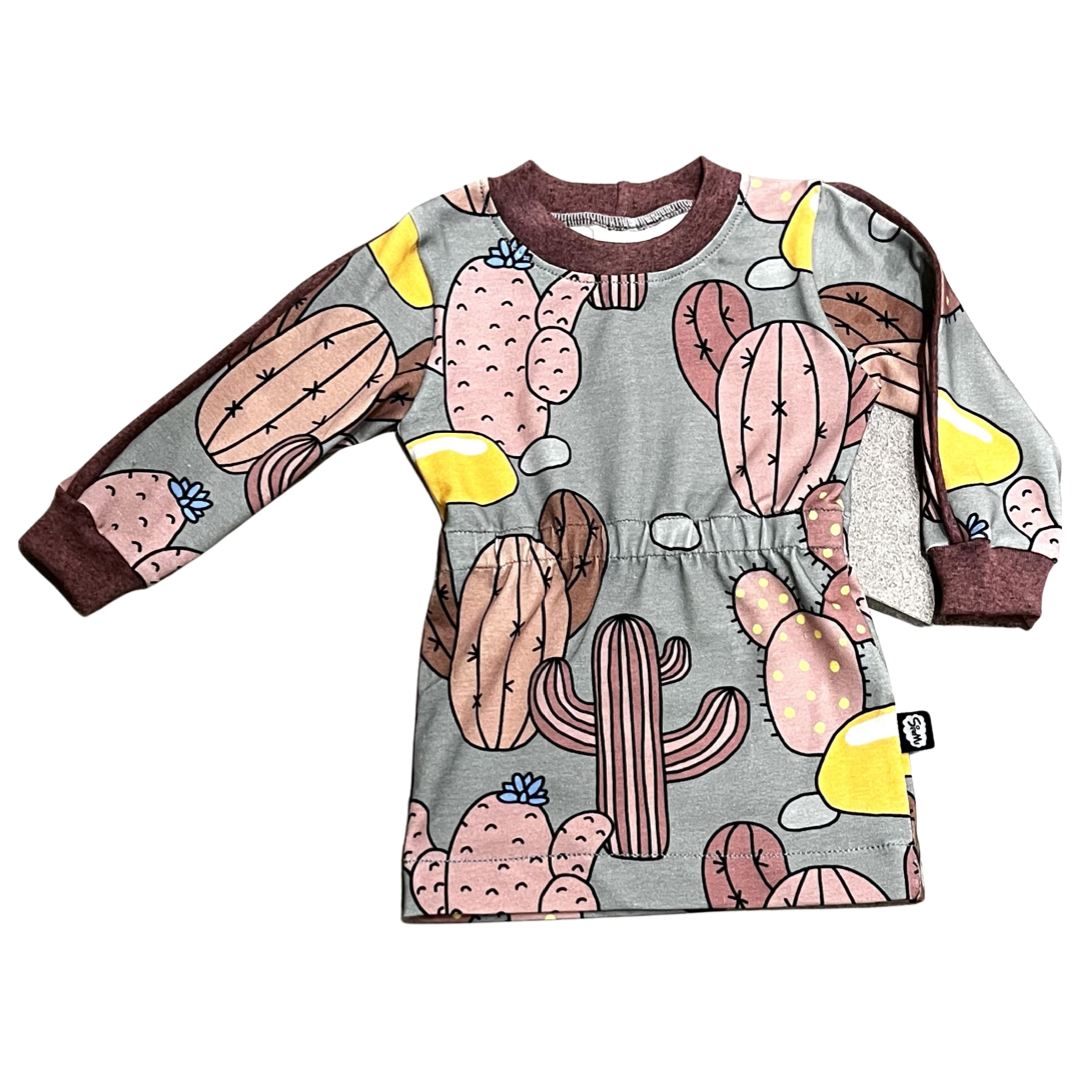 Fab Fringe Dress Strl 68-170 PDF-mönster