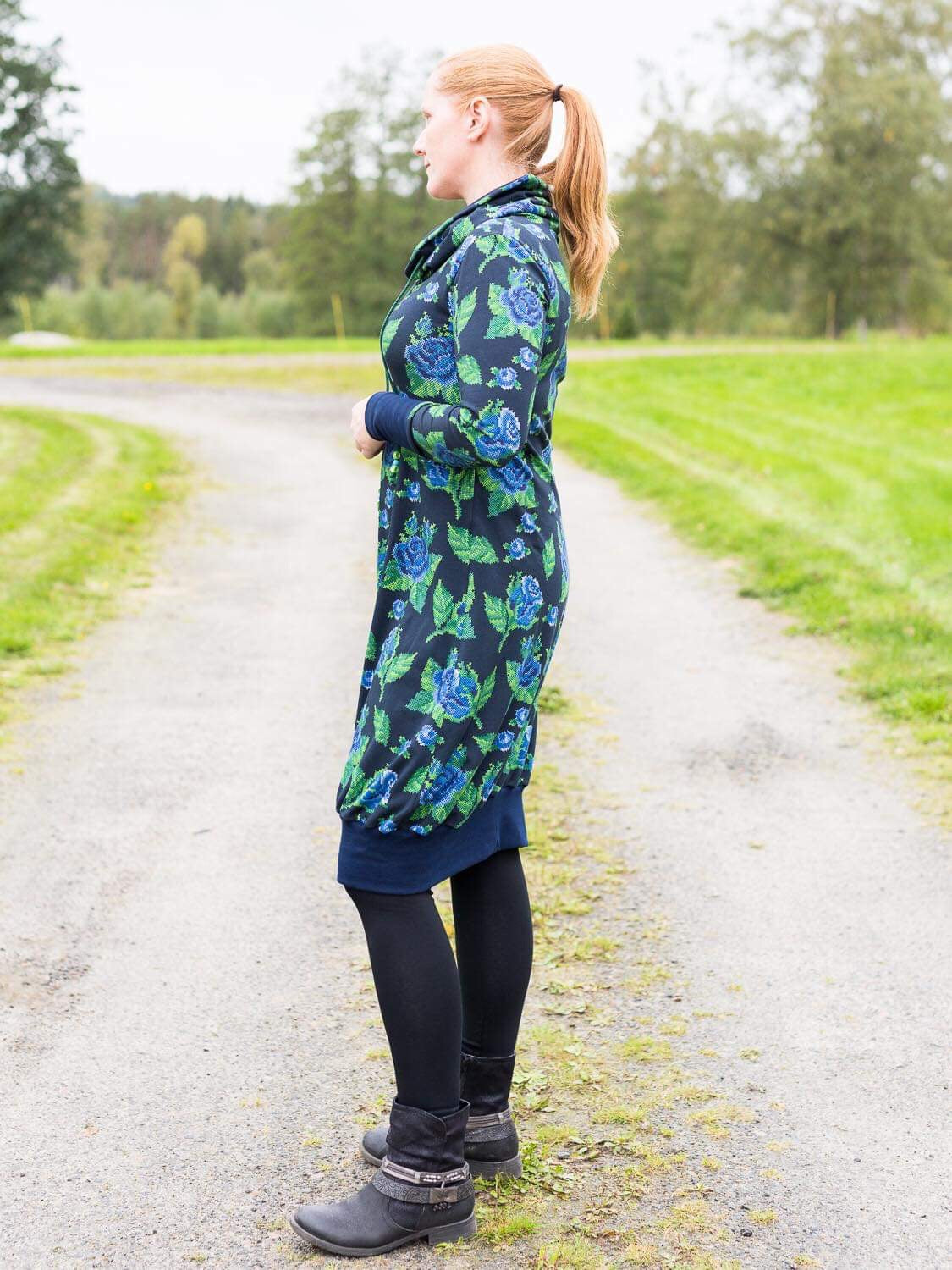 Cross Stitch Roses Trikå/Jersey Marine Blue-Blue