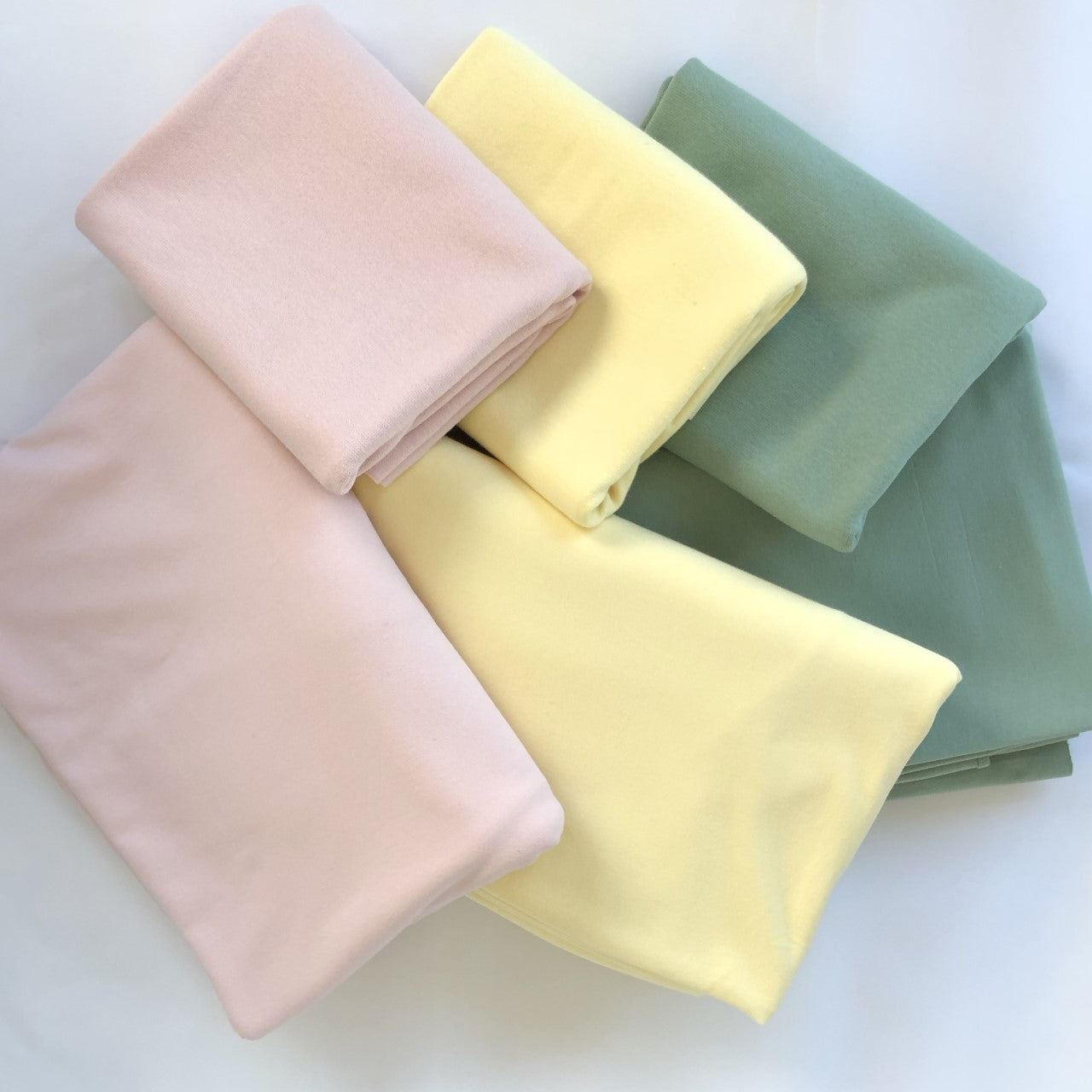 Mudd, rundstickad extra bred, Dusty Mint Green