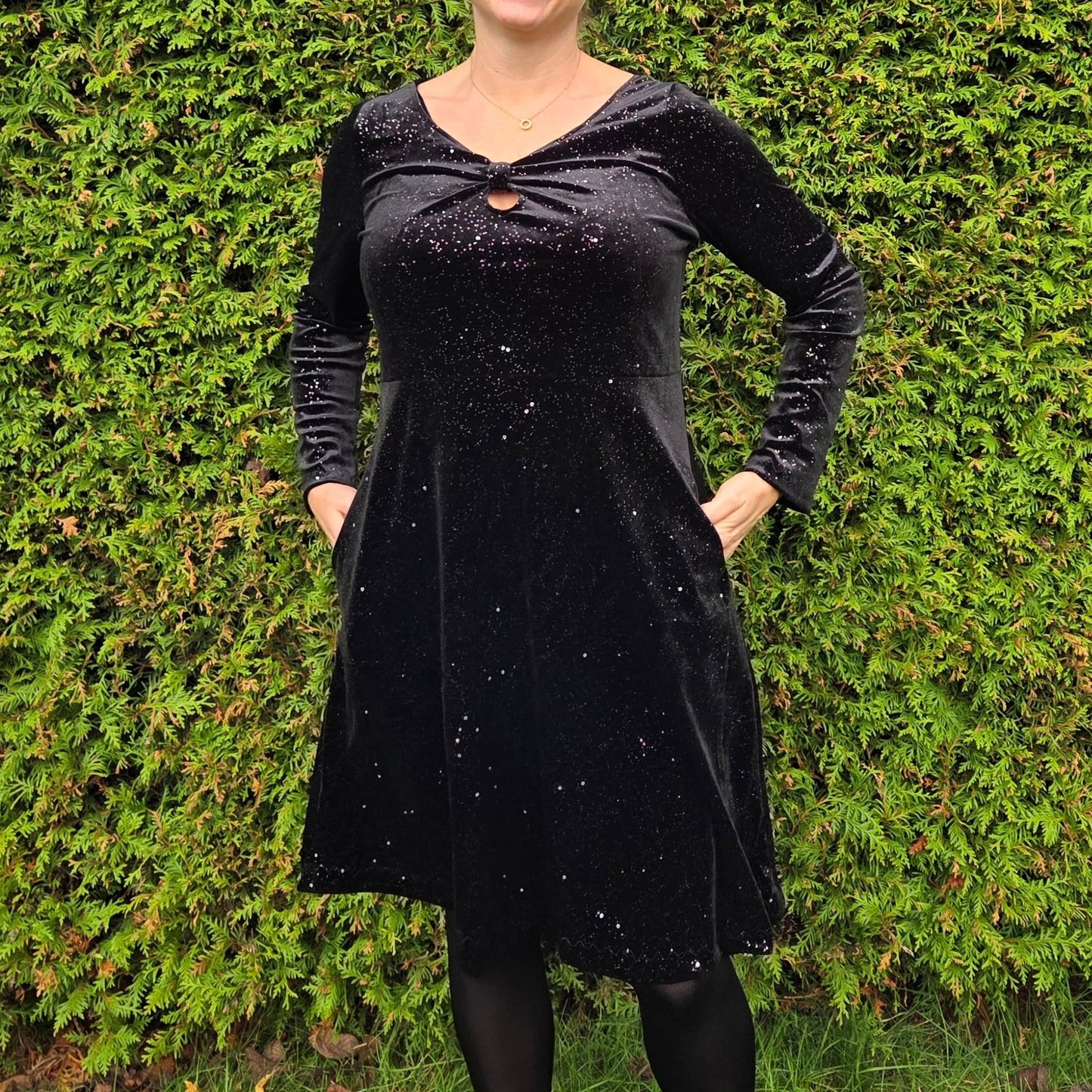 Eagle Bow Dress Strl 34-56 PDF-mönster