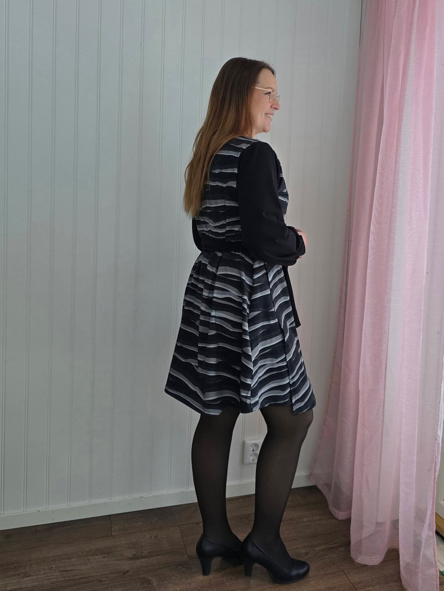 Wow Wrap Dress Strl 34-56 PDF-mönster