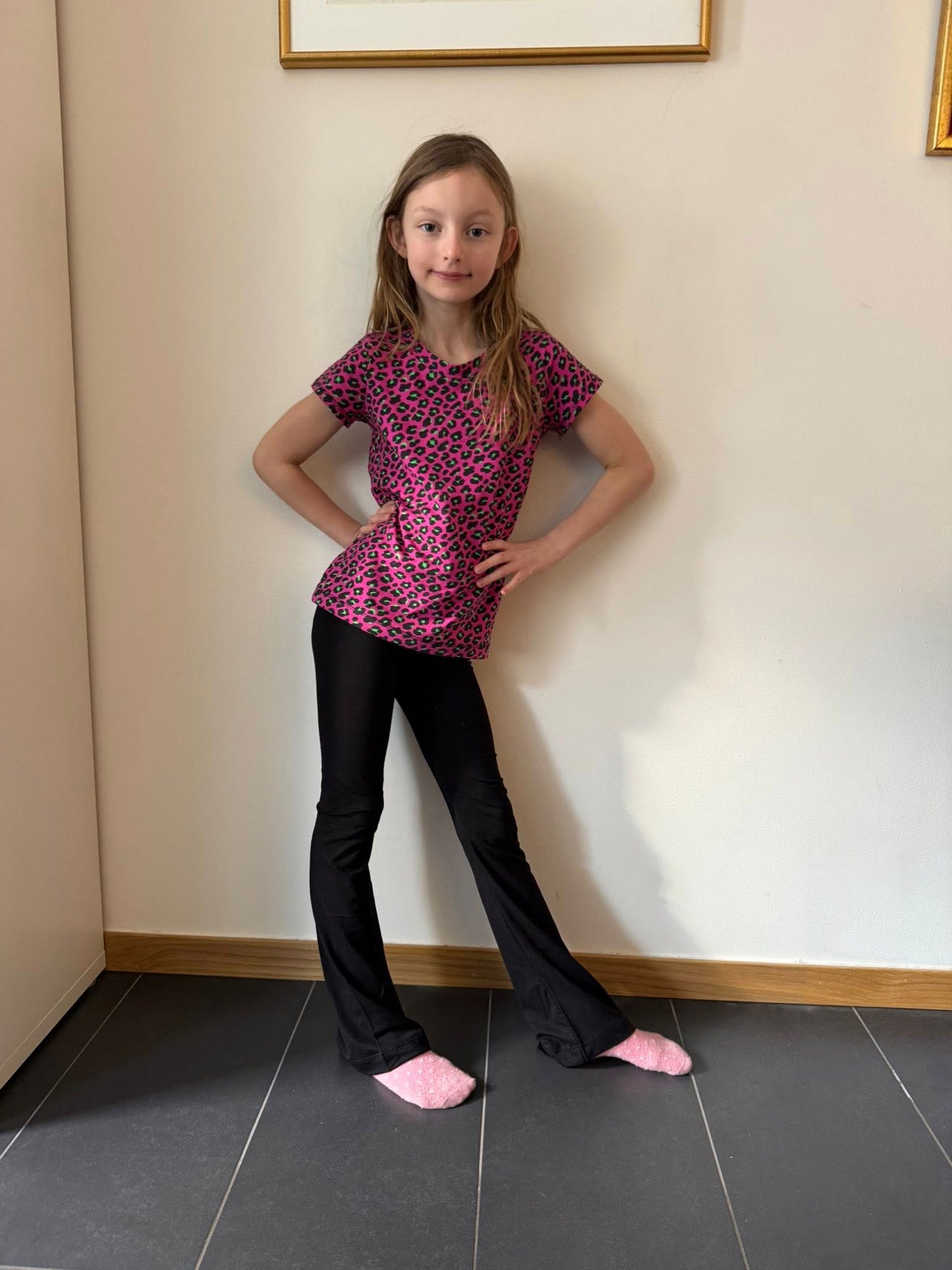 Tween Uniform Strl 92-164 Pappersmönster FÖRHANDSBOKNING