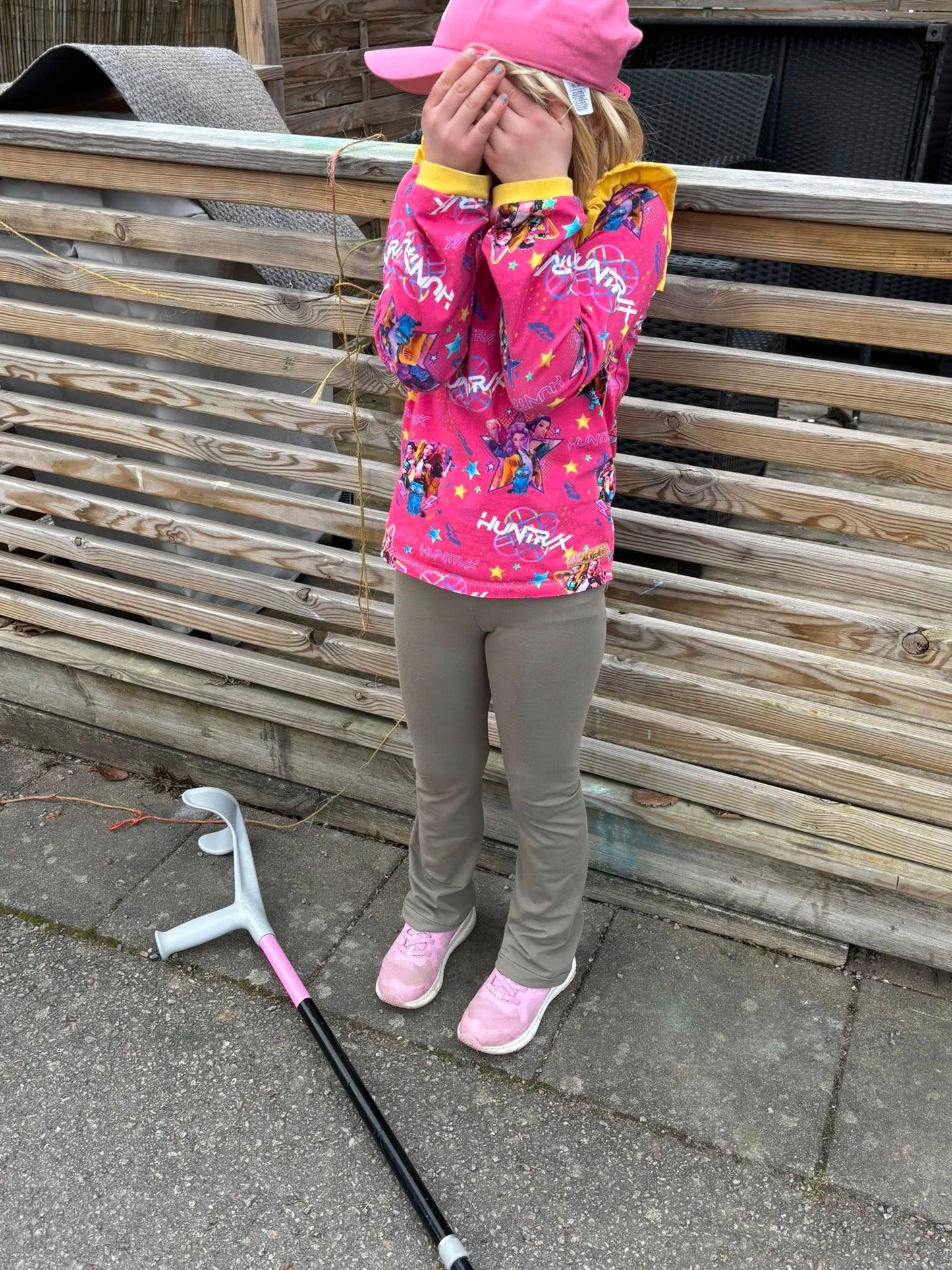 Tween Uniform Strl 92-164 Pappersmönster FÖRHANDSBOKNING