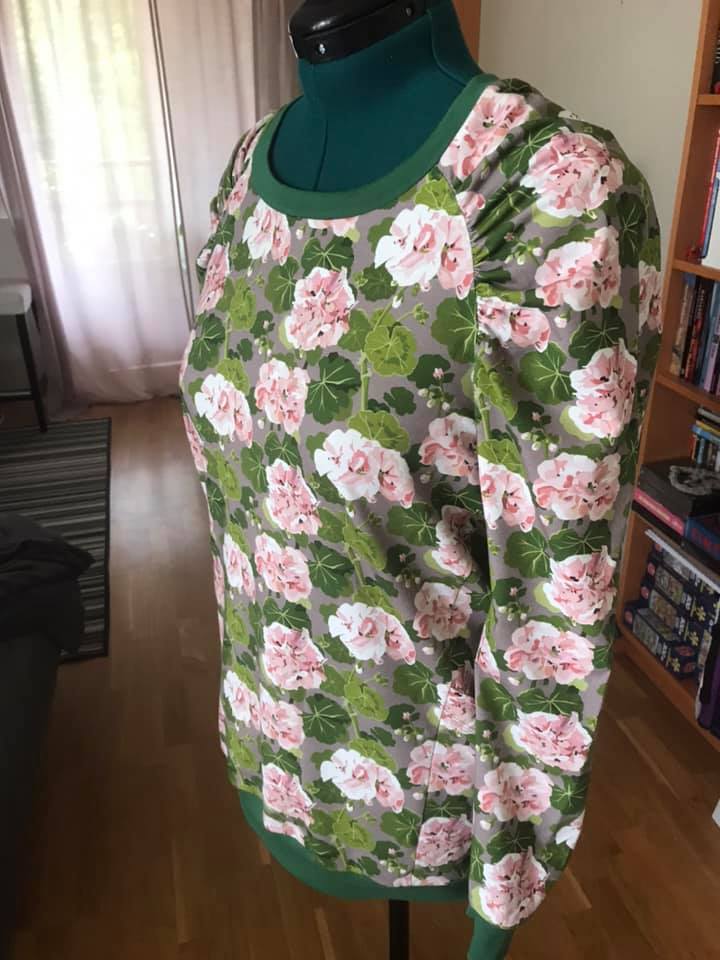The Shoulder Shirt Strl 34-56 PDF-mönster