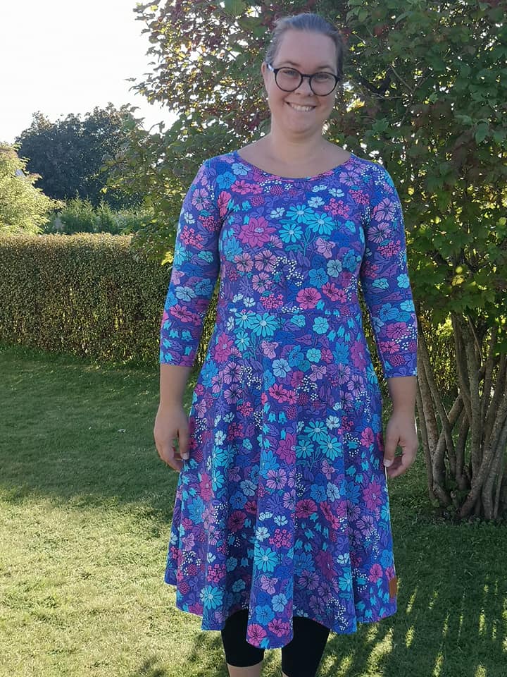 Blueberry Pie Dress Strl 34-56 PDF-mönster